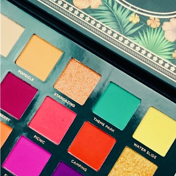 🆕🔥ACE BEAUTE NOSTALGIA BEAUTIFUL MATTE&SHIMMERING #15 COLORS PALETTE 🎨 NWT!! - Picture 6 of 8